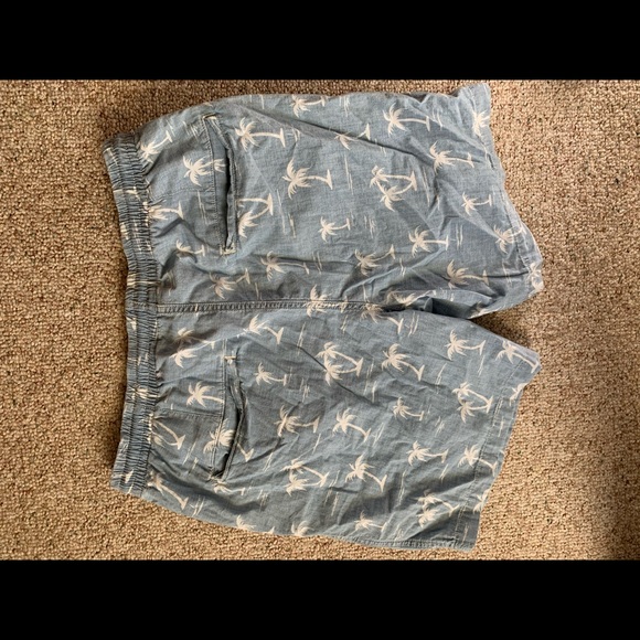 Mens H&M Dress Shorts Size XL - Picture 3 of 3